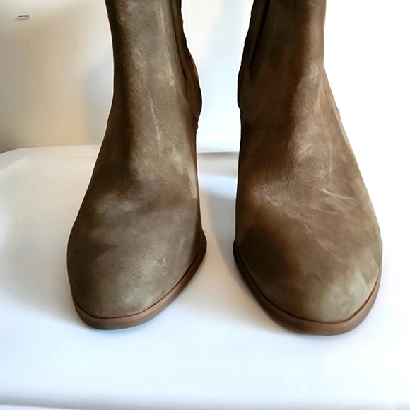 Vionic Kaylee Suede Ankle Boots Size 10 - Picture 2 of 7